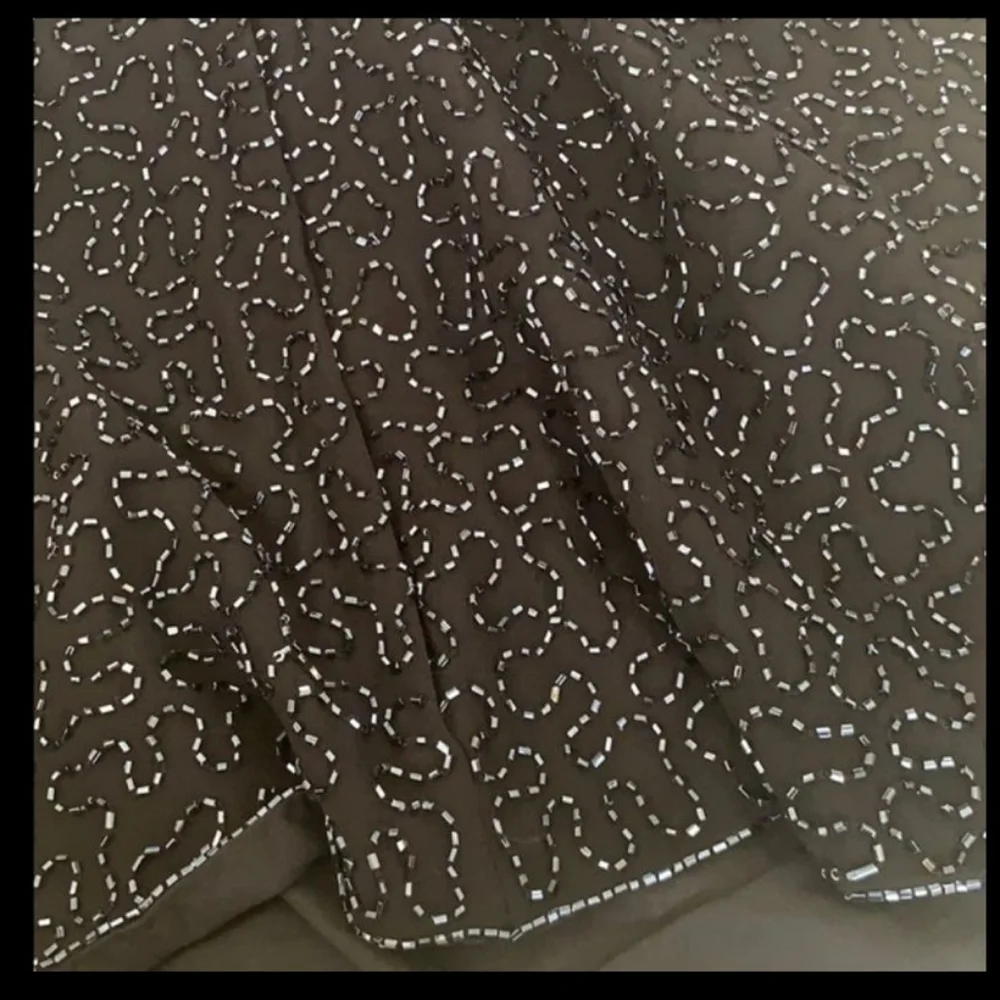 Dressbarn Collection Beaded Top Long sleeve Beautiful black - Picture 6 of 8